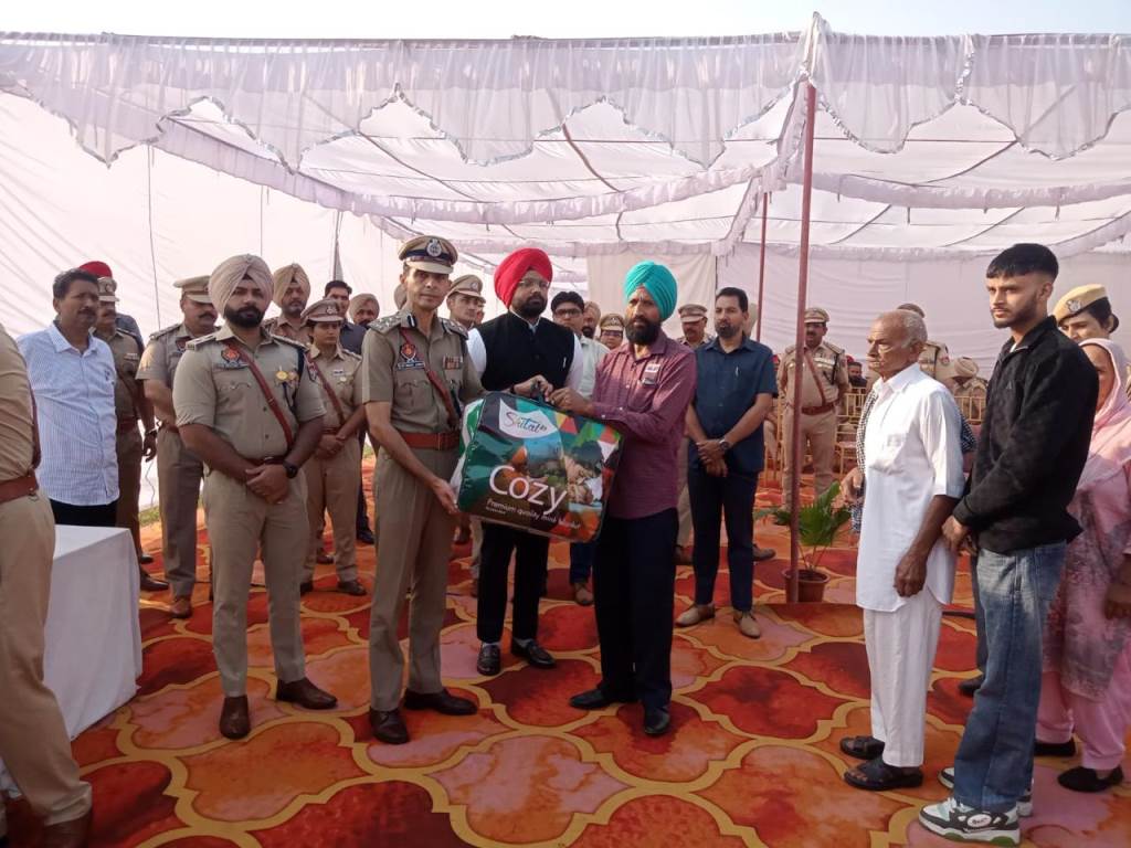 Floral tributes were paid to the martyred officers and jawans on the occasion of Police Martyrdom Memorial Day